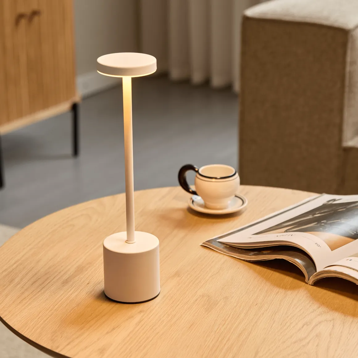 Elvis LED bordlampe hvid