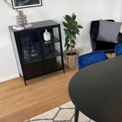 Herman glas skænk/vitrineskab - Sort metal 80x40x105 cm